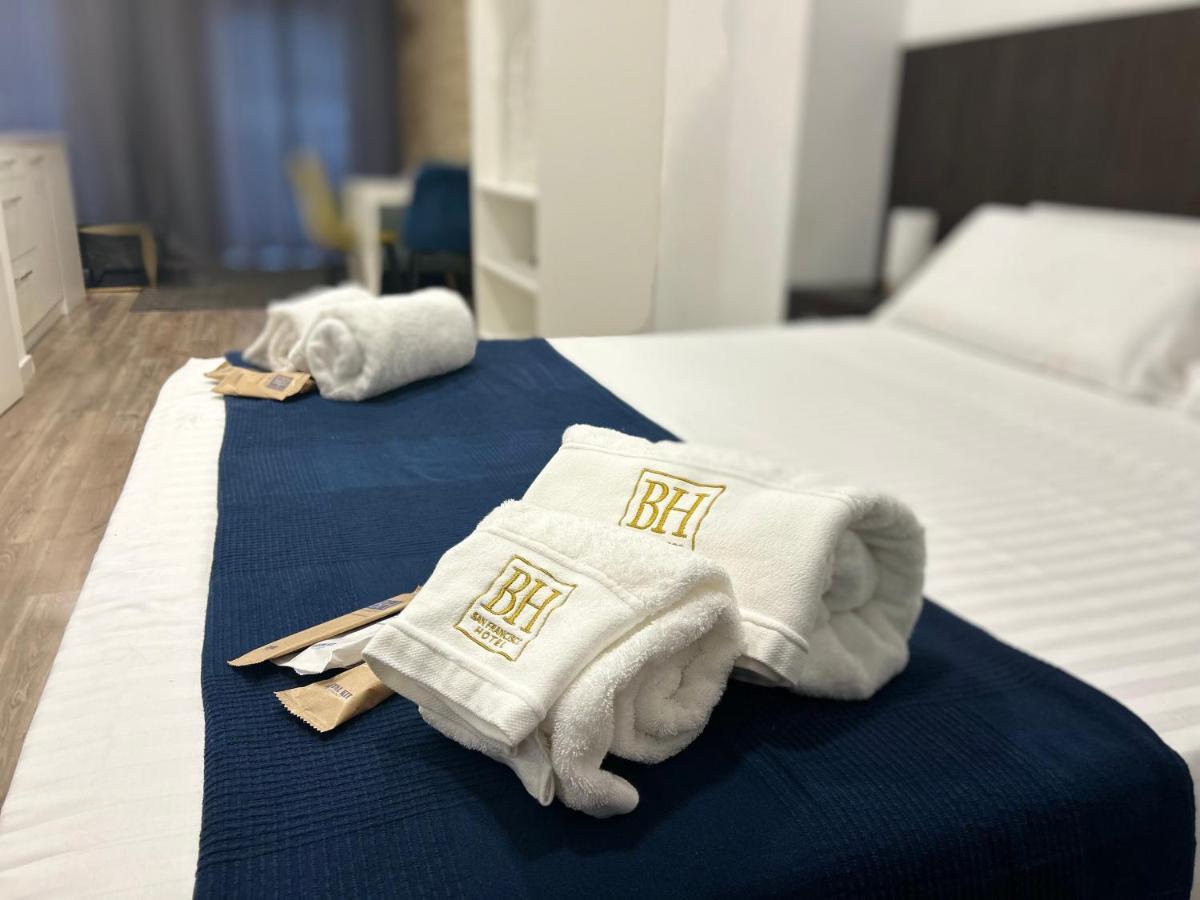 Apartamentos Bh Suites אליקאנטה מראה חיצוני תמונה